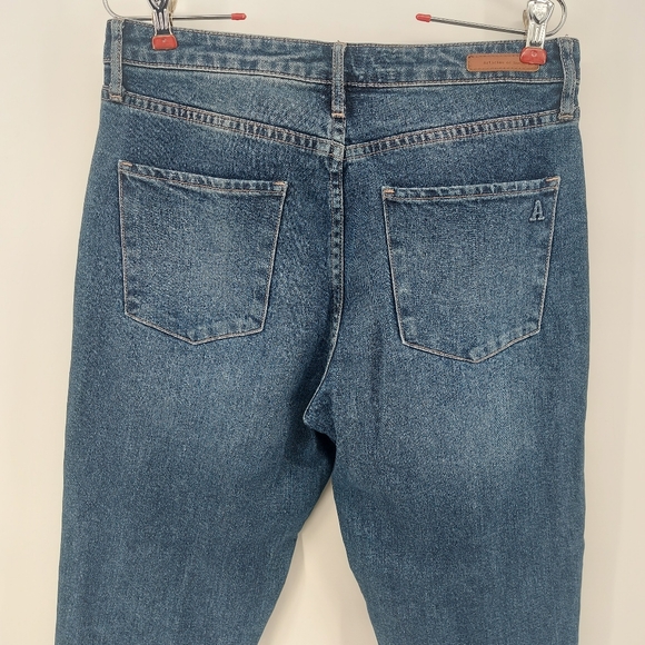 Articles Of Society High Rise Cropped Jeans in EWA Beach Wash Size 28 - Picture 3 of 7